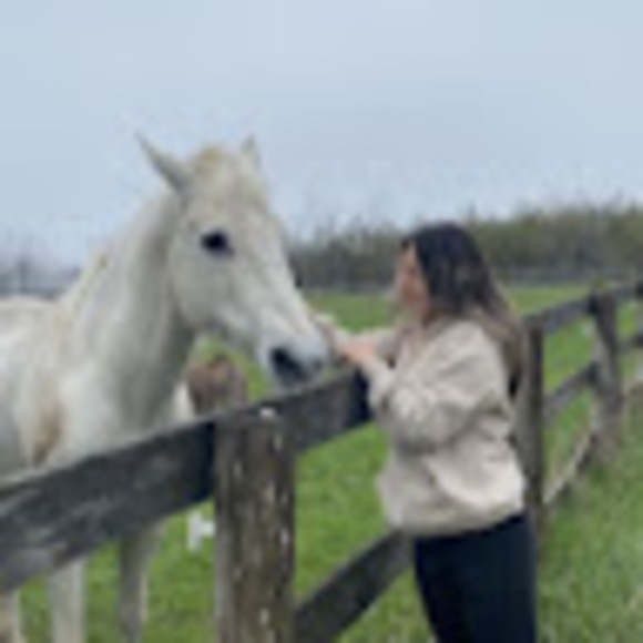 Meet your Posher, Momineh - Picture 1 of 1